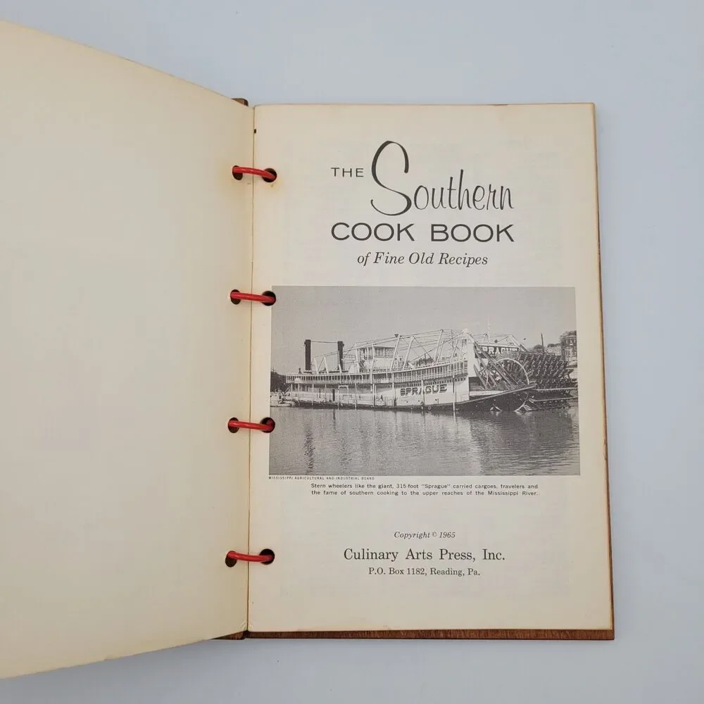 Finest Old Southern Recipes Wood Cover Cook Book 250 Recipes 1965 Vintage
